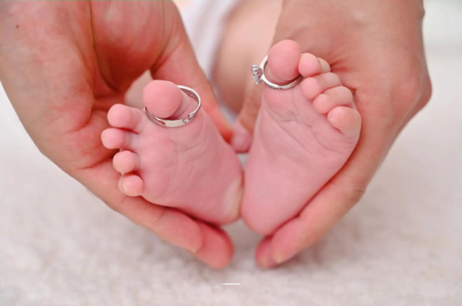 代怀包生男孩医院孕妇几个月有胎心